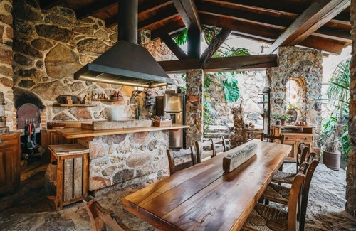 Cuernavaca House | Spectacular Italian Tuscan Style House