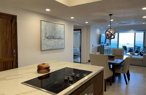 Nuevo Vallarta Condo | Spectacular, Jaw-dropping vistas from this 9th floor direct beachfront condo!