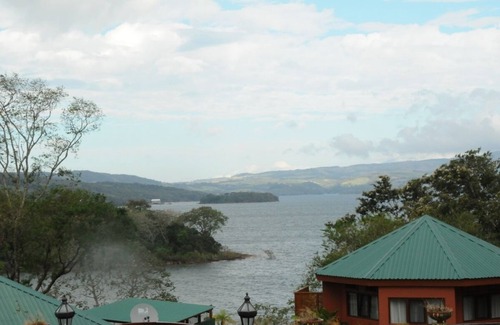 Canton Tilaran Villa | Spectacular Lake Arenal and Mountain view rental