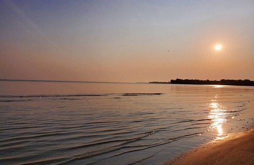 Fort Erie House | SPECTACULAR LAKE FRONT HOUSE ON CRESENT BEACH FORT ERIE ONTARIO CANADAnnn