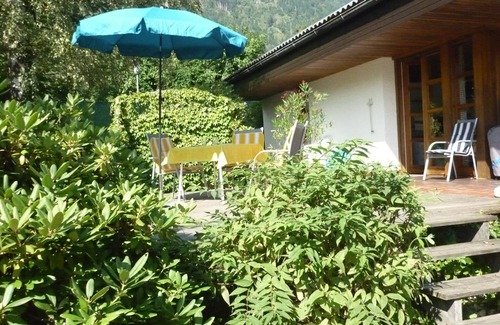 Sattendorf House | Spectacular lake house with private beach, bathing jetty and a large garden