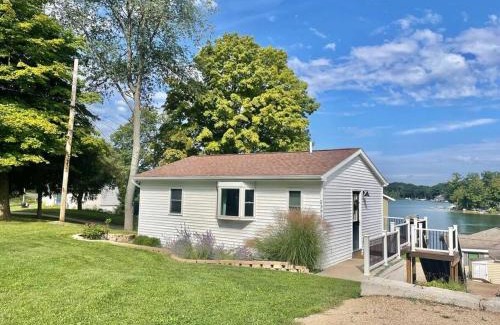 Palo House | Spectacular Lake Views!
