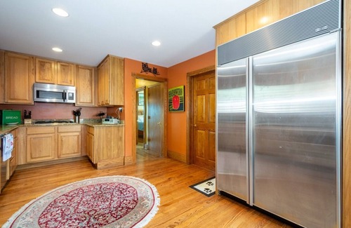 Antioch House | Spectacular Lakefront Home w/a Heated Pool & Ping Pong!