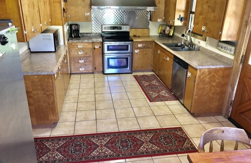 Rio Frio House | SPECTACULAR LODGE ON PRIVATE RANCH. PERFECT FOR SMALL AND LARGE GATHERINGS!