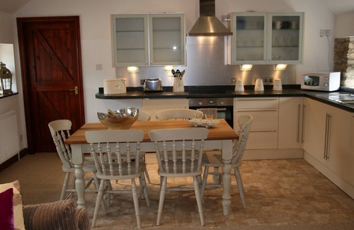 Swineford House | Spectacular luxury barn conversion overlooking a hidden valley near Bath