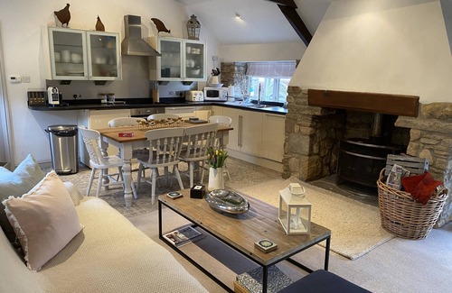 Swineford House | Spectacular luxury barn conversion overlooking a hidden valley near Bath