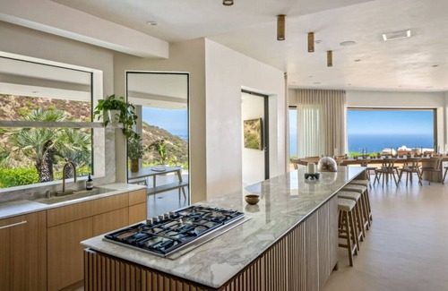 Western Malibu House | Spectacular Malibu Escape | 360 Ocean Views