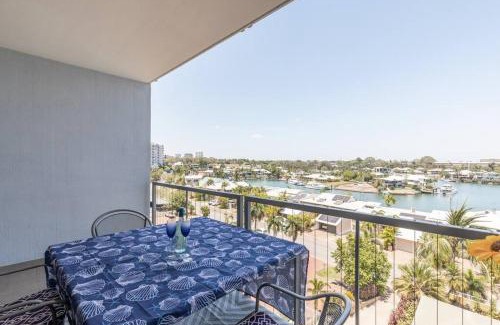 Cullen Bay Apartment | Spectacular Marina Views Apartment