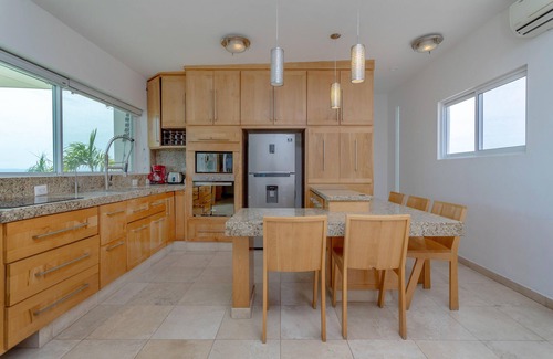 La Paz Condo | Spectacular Master Penthouse - Best Ocean view and sunsets on the Sea of Cortez