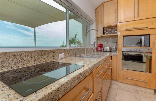 La Paz Condo | Spectacular Master Penthouse - Best Ocean view and sunsets on the Sea of Cortez