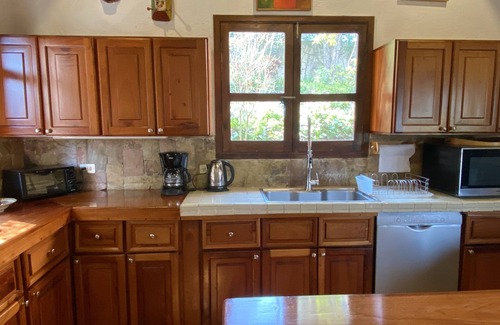 Ciudad Vieja Villa | Spectacular Mountainside Villa Near Antigua