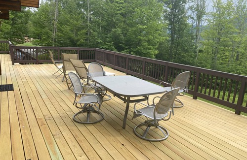 Hunter House | “Spectacular Mtn & Ski area views”