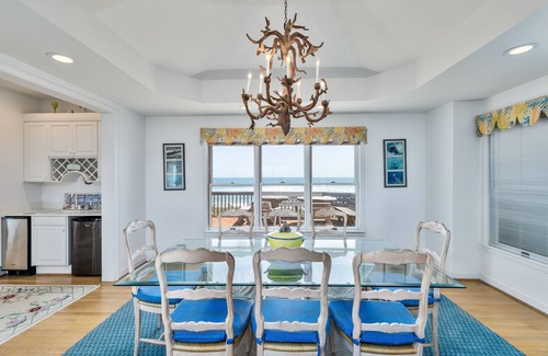 Southern Shores House | Spectacular Oceanfront home with hot tub, spacious 4500 sq. ft. in a quiet residential neighborhood