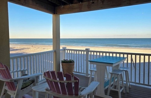 Treasure Island Condo | Spectacular Oceanfront condo on the Sands of Treasure Island