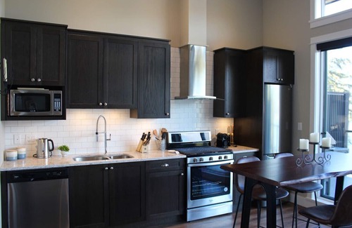 Port Renfrew House | Spectacular Ocean View Luxury 2 Bedroom 2 Full Bathroom