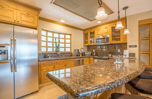Los Cabos Condo | Spectacular OCEANFRONT - 2 Bedrooms, 4th Floor, Medano Beach & Lands End Views!
