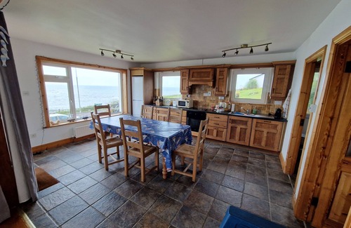 Clonakilty House | Spectacular ocean view and location, house with 4 bedrooms 3 bathrooms, 8 guests