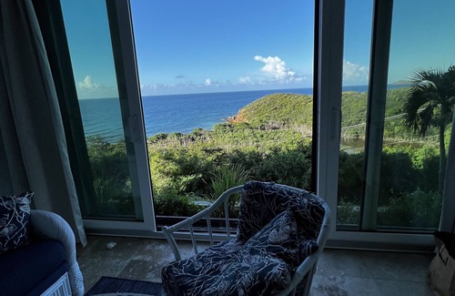 Bolongo Bay Apartment | Spectacular ocean view!