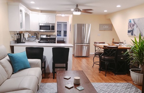 Highlands Apartment | SPECTACULAR OCEAN VIEW BEACHFRONT RENOVATED 2BR