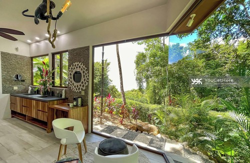 Dominical House | Spectacular Ocean Views! 3 Pools, Swim Up Bar, Luxury Living in The Tropics