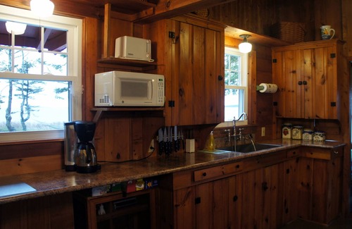 Pemaquid Point Cottage | Spectacular Ocean Waterfront - Walk to Pemaquid Light