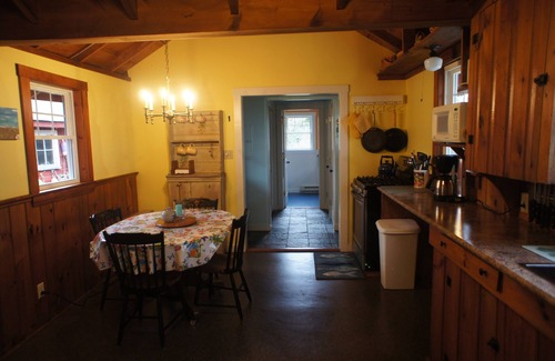 Pemaquid Point Cottage | Spectacular Ocean Waterfront - Walk to Pemaquid Light