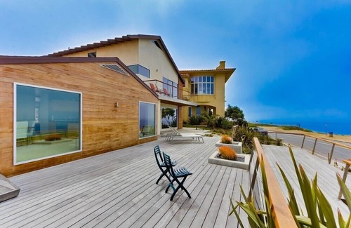 Sunset Cliffs Villa | SPECTACULAR OCEANFRONT ESTATE-Private Pool and Hot Tub, Sweeping View