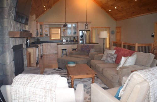 Vein Mountain House | Spectacular Panoramic Mountain Views