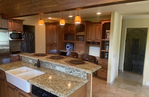 Hailey House | Spectacular,peaceful Sun Valley Mountain View Home ,2Acr,Access to Private Lake.