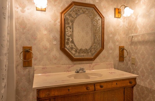 Chattanooga Cabin | Spectacular River & Mountain Views Spacious Lodge on TN River Gorge, Chattanooga
