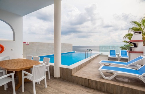San Tumas Condo | Spectacular Sea Front Villa - The Waterfront