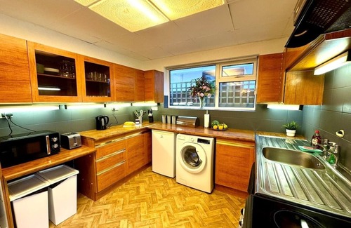 Southbourne House | Spectacular Seaview - Beach House - 2br - Sleeps 6