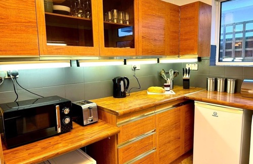 Southbourne House | Spectacular Seaview - Beach House - 2br - Sleeps 6