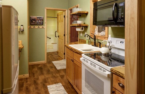 Rapid City Cabin | Spectacular setting, amenities, and centrally located to Mt. Rushmore and Custer State Park, and hiking. Wi-Fi. Excellent cell service (Verizon & ATT). Private campfire. Off-season discounts. No extra fees.