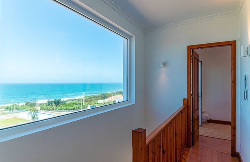 Colares Villa | Spectacular Sintra Villa | 4 Bedrooms.