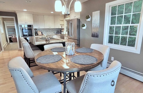 Suttons Bay House | Spectacular Suttons Bay Stay - Game Room, Kayaks, Pizza Oven & More!