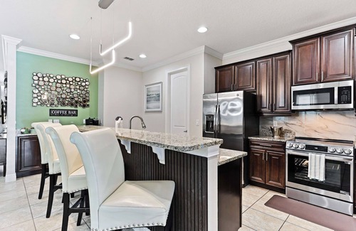 West Kissimmee House | Spectacular Themed Vacation Villa Close To Disney