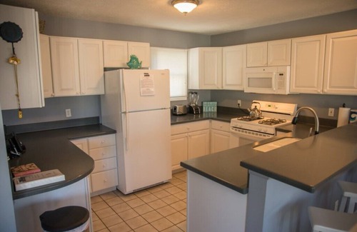 Manistee House | Spectacular Three Story Condo with Beach Like Feel