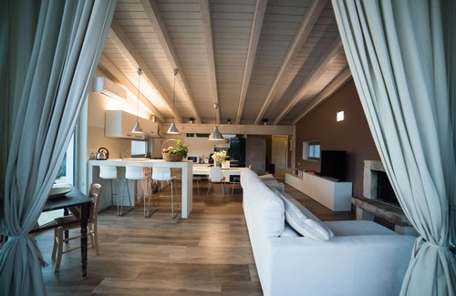 Alberobello Villa | Spectacular trullo with pool, WI-FI, AC and floor heating in Alberobello