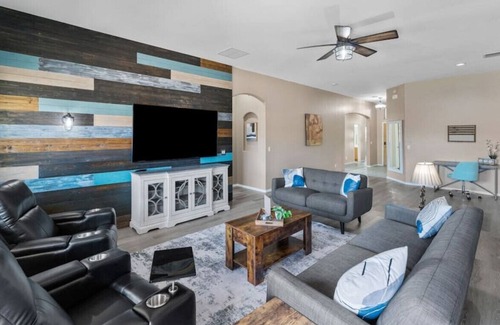 Rita Ranch House | Spectacular Tucson Home with Pool!