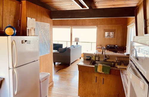 Marshall House | SPECTACULAR VACATION HOME OVER Tomales Bay - Perfect for Family and Friends!