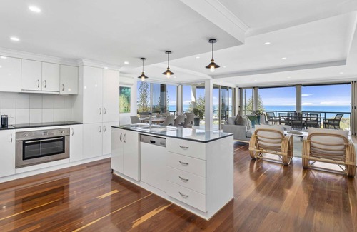Sapphire Beach Apartment | Spectacular Views, Steps to Beach, Sleeps 6,