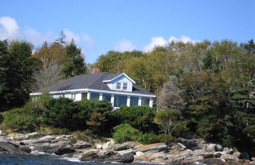 South Bristol House | Spectacular View from Christmas Cove, Maine. New dates available!