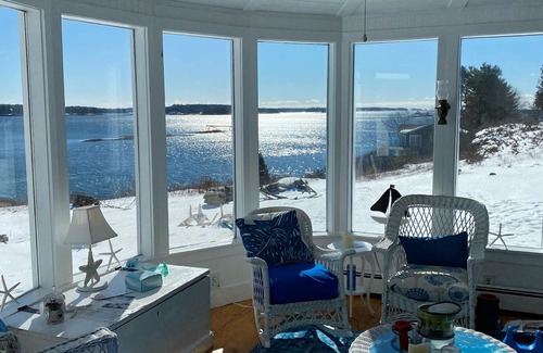 Westport Apartment | SPECTACULAR VIEWS! Private DEEPWATER Dock, 3 acres in DESIRABLE Mid Coast Maine