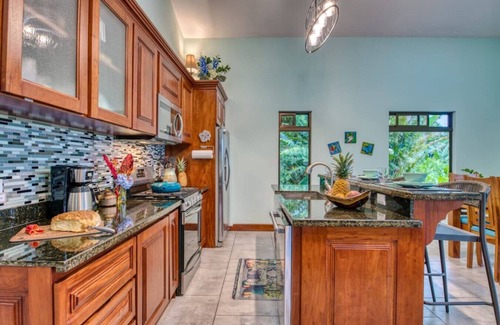 Tronadora Apartment | Spectacular Views! 3 Primary Suites & Hot Tub!