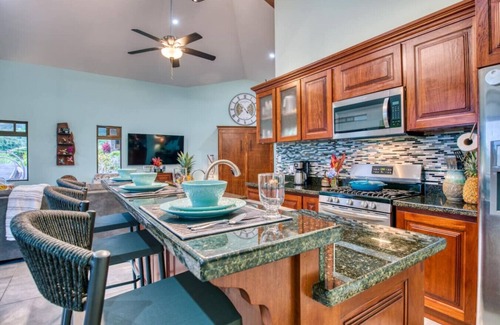 Tronadora Apartment | Spectacular Views! 3 Primary Suites & Hot Tub!