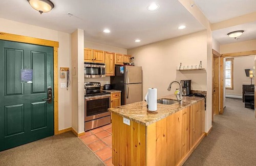 Copper Mountain Condo | Spectacular Views from 1-bedroom Condo in Copper Mountain Center Village