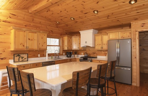 Maple City House | SPECTACULAR VIEWS - Glen Lake, Lake MI, Sleeping Bear Point, Glen Arbor getaway