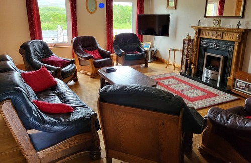 Dingle House | Spectacular Views, Miles of Beaches, and Boat Trips, 4 Star Luxury Home