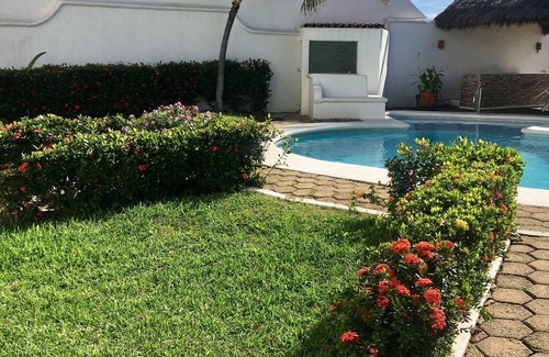 Manzanillo Apartment | SPECTACULAR VIEWS! Oceanfront condo with all you need for your vacations!